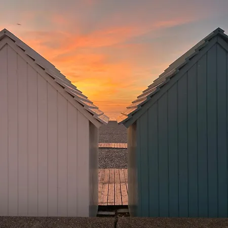 Ξενοδοχείο με διαμερίσματα Les Nids *