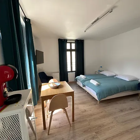 아파트호텔 Les Nids *